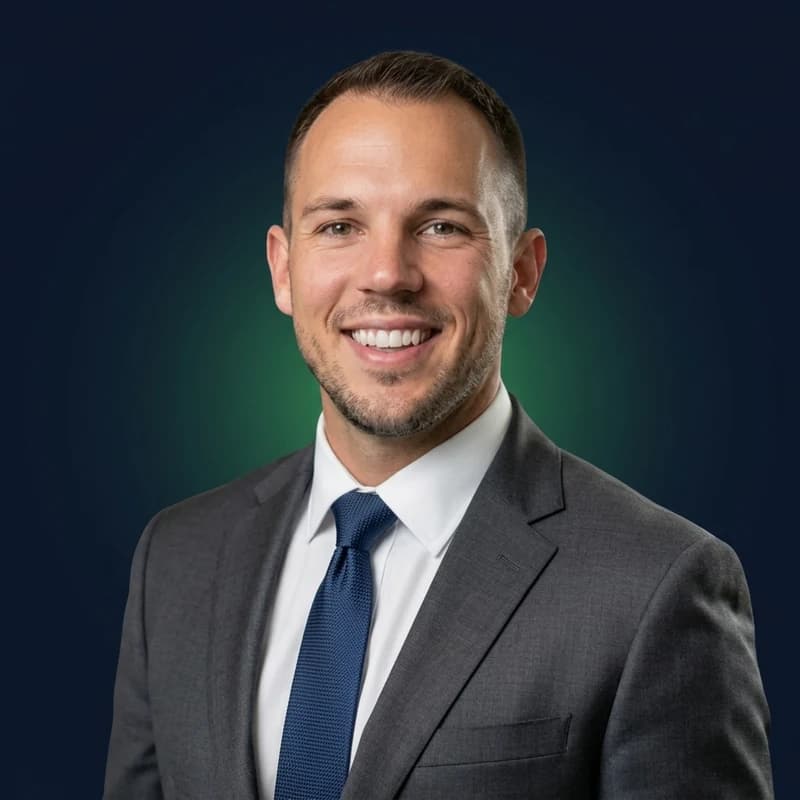 Brad R.